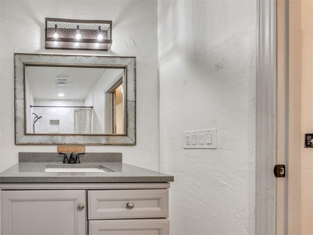 11110 Jeffords Avenue, Choctaw, OK 73020