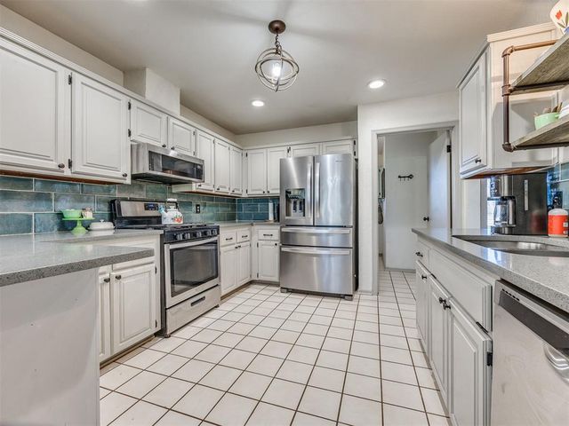 11110 Jeffords Avenue, Choctaw, OK 73020