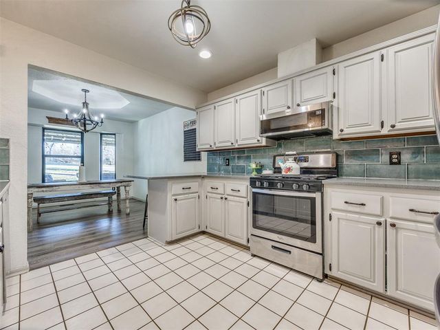 11110 Jeffords Avenue, Choctaw, OK 73020