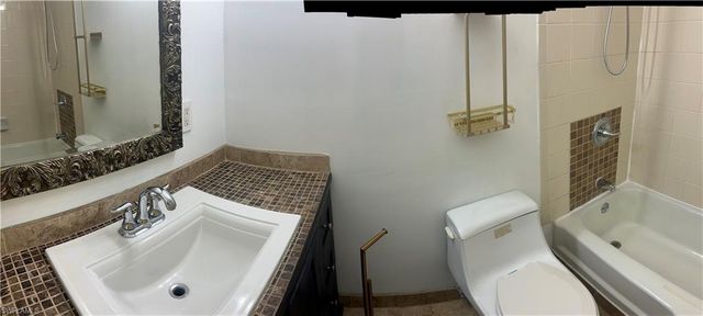 3326 New South Province BLVD 2, Fort Myers, FL 33907
