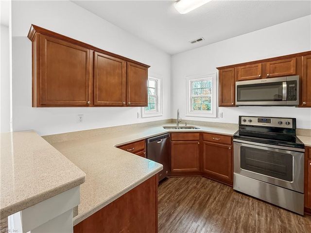 601 Millbrooke CIR, Elizabeth City, NC 27909