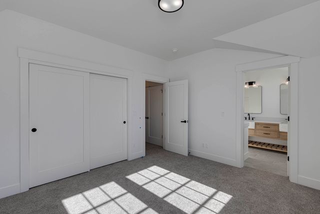 425 NE Moonwake Lane 18, Depoe Bay, OR 97341