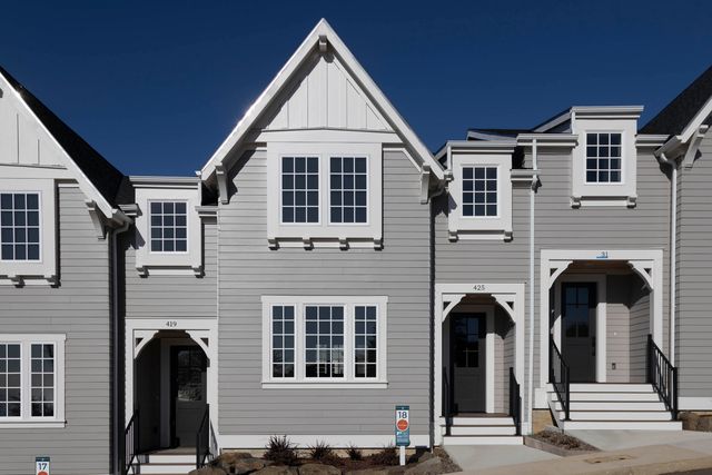 425 NE Moonwake Lane 18, Depoe Bay, OR 97341