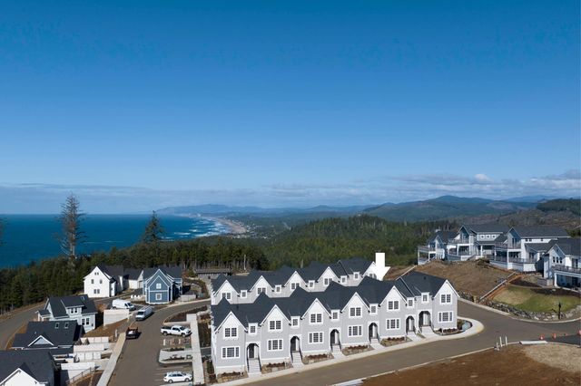 425 NE Moonwake Lane 18, Depoe Bay, OR 97341