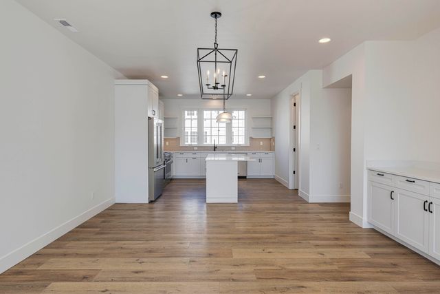 425 NE Moonwake Lane 18, Depoe Bay, OR 97341