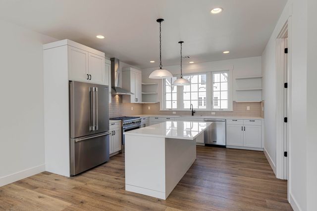 425 NE Moonwake Lane 18, Depoe Bay, OR 97341