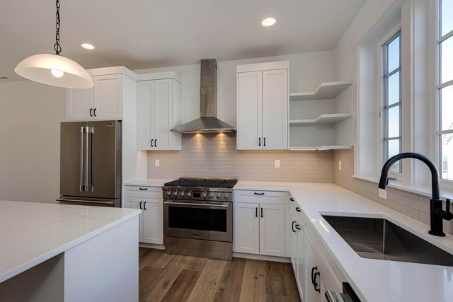 425 NE Moonwake Lane 18, Depoe Bay, OR 97341