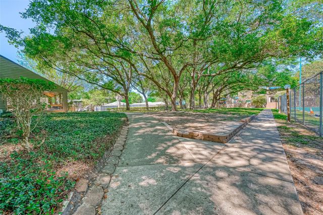 1344 Chardonnay Drive, Houston, TX 77077