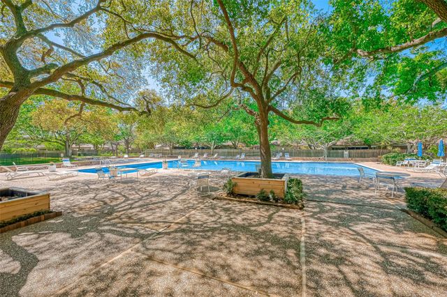 1344 Chardonnay Drive, Houston, TX 77077