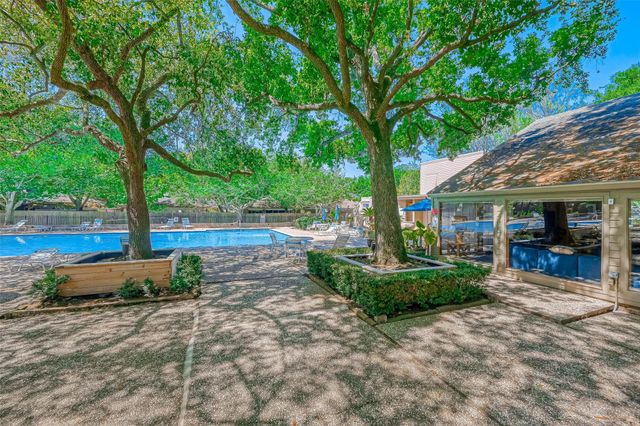 1344 Chardonnay Drive, Houston, TX 77077