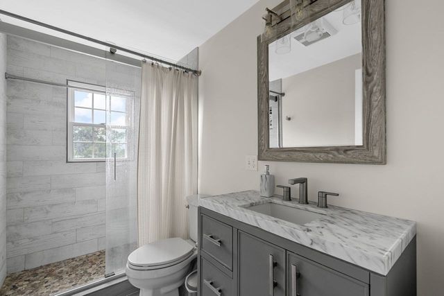 550 Jerusalem Rd 6, Cohasset, MA 02025