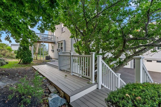 550 Jerusalem Rd 6, Cohasset, MA 02025