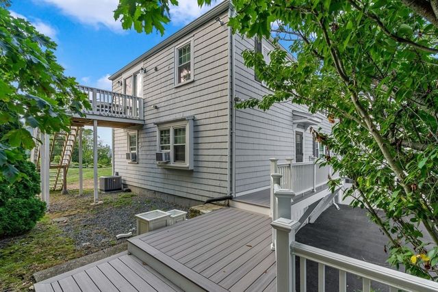 550 Jerusalem Rd 6, Cohasset, MA 02025