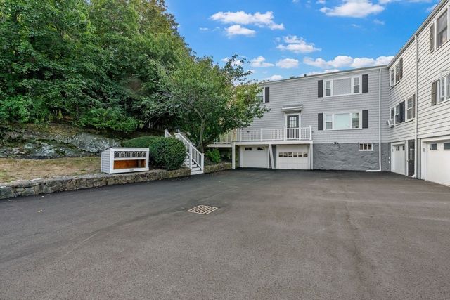 550 Jerusalem Rd 6, Cohasset, MA 02025