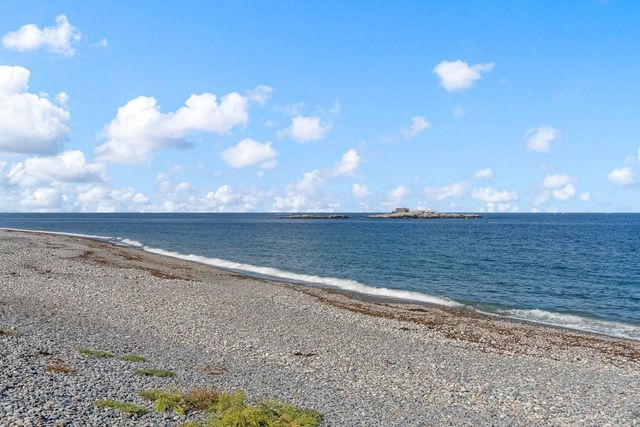 550 Jerusalem Rd 6, Cohasset, MA 02025