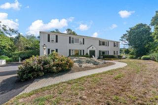 550 Jerusalem Rd 6, Cohasset, MA 02025