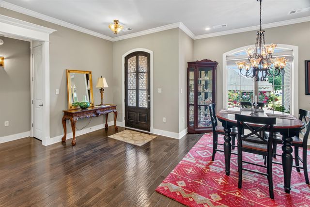 5220 Providence Circle, Jonesboro, AR 72404