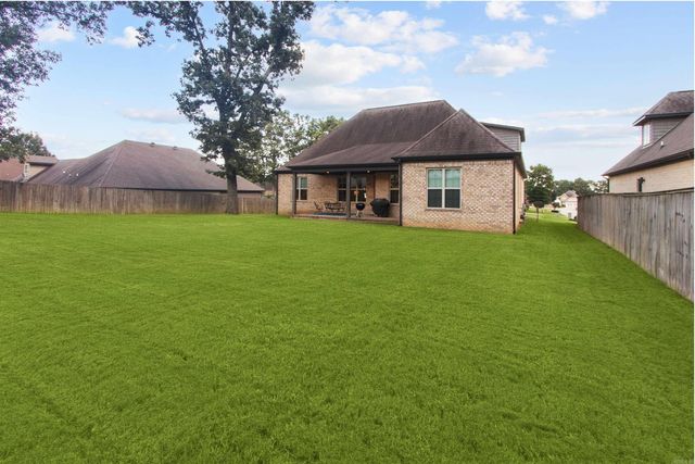 5220 Providence Circle, Jonesboro, AR 72404