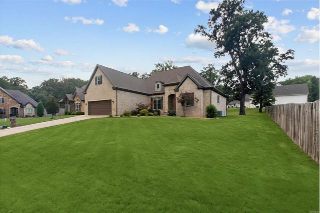 5220 Providence Circle, Jonesboro, AR 72404