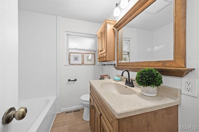 49 Dianne Drive, Belleville, IL 62220