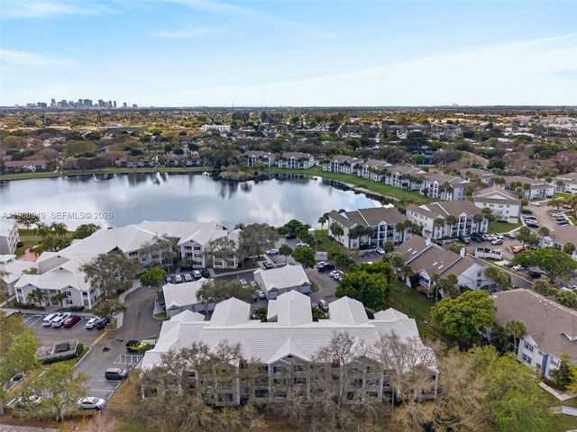 2890 N Oakland Forest Dr 308, Oakland Park, FL 33309