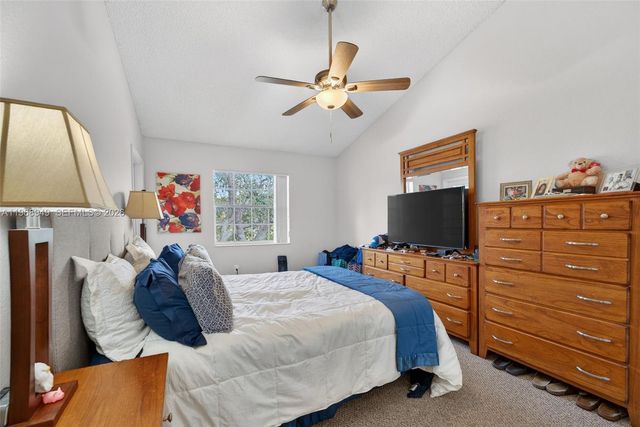 2890 N Oakland Forest Dr 308, Oakland Park, FL 33309