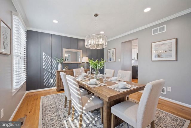 1105 VILLAGE GATE DR, Mount Airy, MD 21771