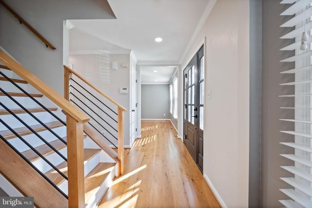 1105 VILLAGE GATE DR, Mount Airy, MD 21771