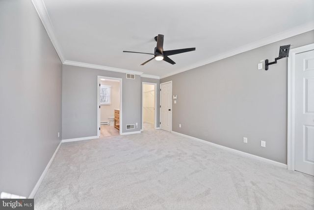 1105 VILLAGE GATE DR, Mount Airy, MD 21771