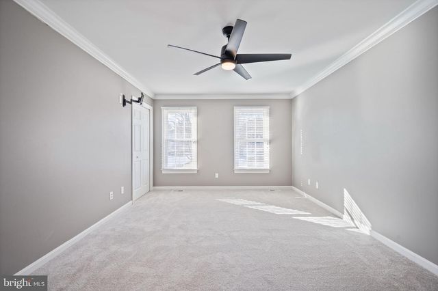 1105 VILLAGE GATE DR, Mount Airy, MD 21771