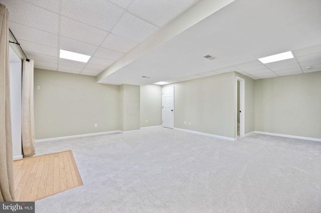 1105 VILLAGE GATE DR, Mount Airy, MD 21771