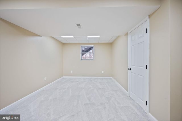 1105 VILLAGE GATE DR, Mount Airy, MD 21771