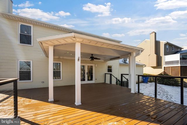 1105 VILLAGE GATE DR, Mount Airy, MD 21771