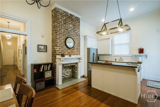 216 W Park Avenue B, Savannah, GA 31401