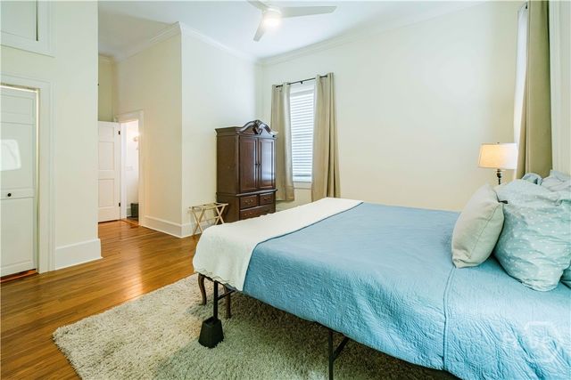 216 W Park Avenue B, Savannah, GA 31401