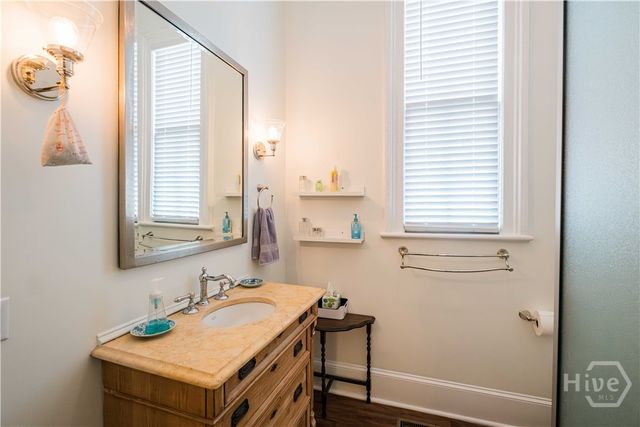 216 W Park Avenue B, Savannah, GA 31401