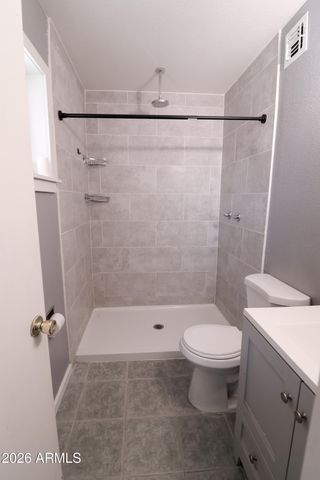4722 E CHAMBERS Street, Phoenix, AZ 85040