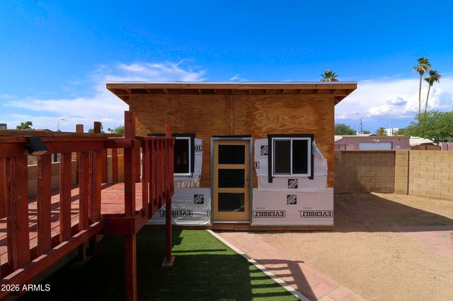 4722 E CHAMBERS Street, Phoenix, AZ 85040