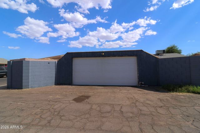 4722 E CHAMBERS Street, Phoenix, AZ 85040
