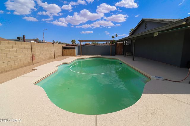 4722 E CHAMBERS Street, Phoenix, AZ 85040