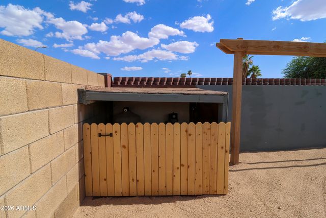 4722 E CHAMBERS Street, Phoenix, AZ 85040