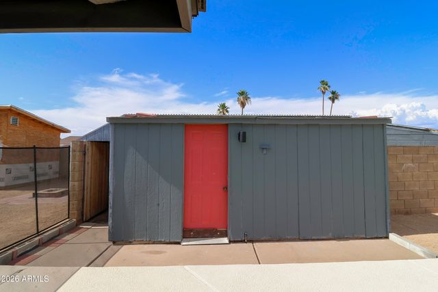 4722 E CHAMBERS Street, Phoenix, AZ 85040