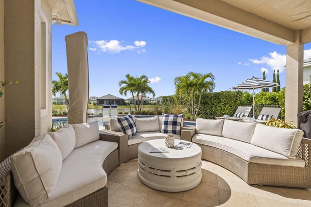 11298 SW Lunata Way, Port St Lucie, FL 34987