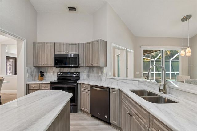 4227 AUSTON WAY, Palm Harbor, FL 34685