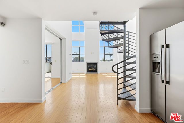 1912 Broadway 307, Santa Monica, CA 90404