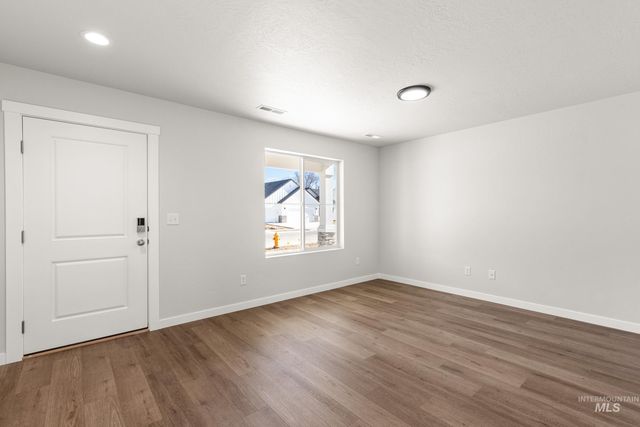 17649 N Boone Peak Ave, Nampa, ID 83687