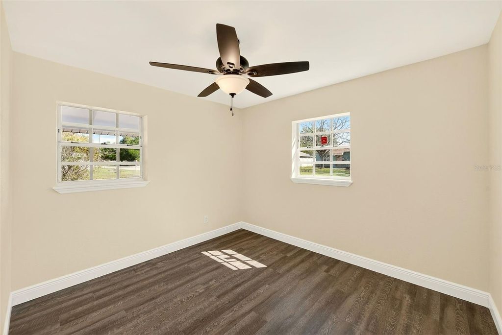 Image 32 of property listing at 4102 W BAY VISTA AVENUE, Tampa, FL 33611