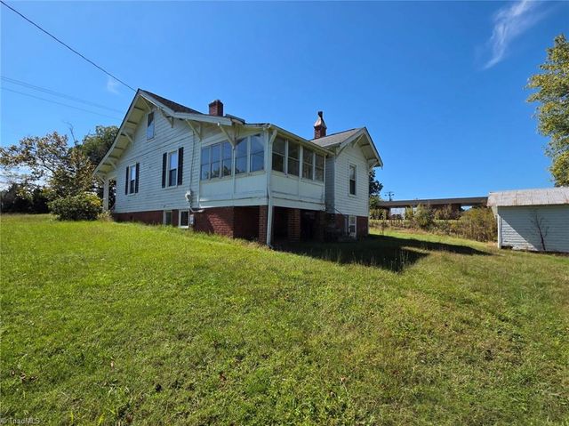 2183 Westfield Road, Mount Airy, NC 27030