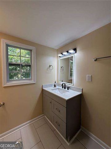 1414 Sycamore Drive NW, Kennesaw, GA 30152