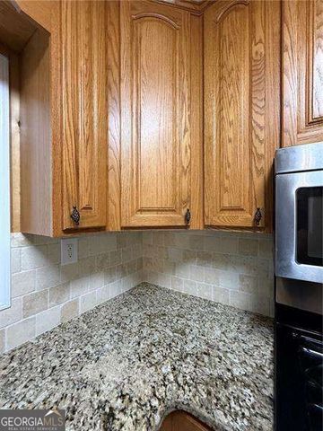 1414 Sycamore Drive NW, Kennesaw, GA 30152